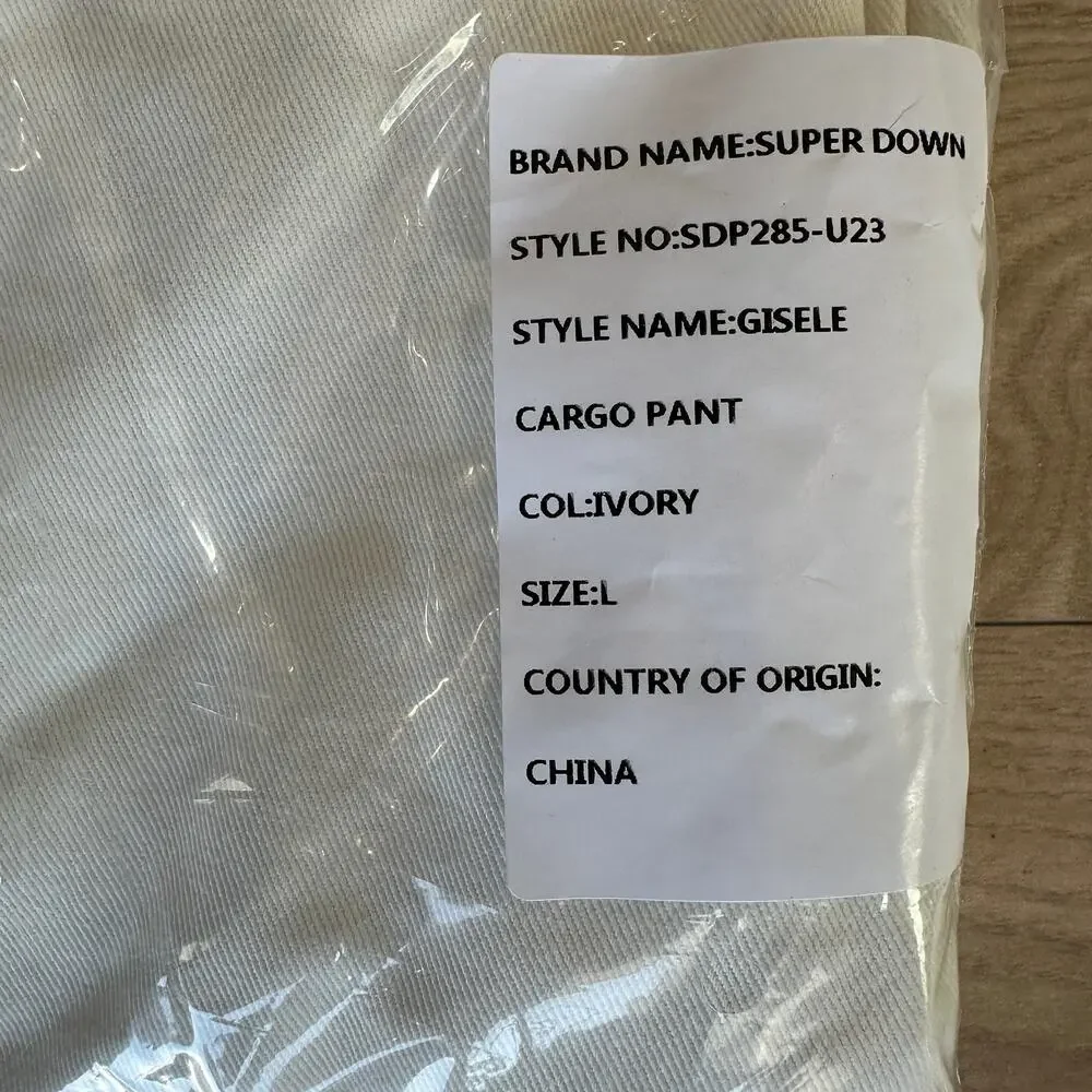 Superdown White Cargo Pants LARGE Baggy Wide Leg Streetwear Revolve $88 NEW - Picture 7 of 9